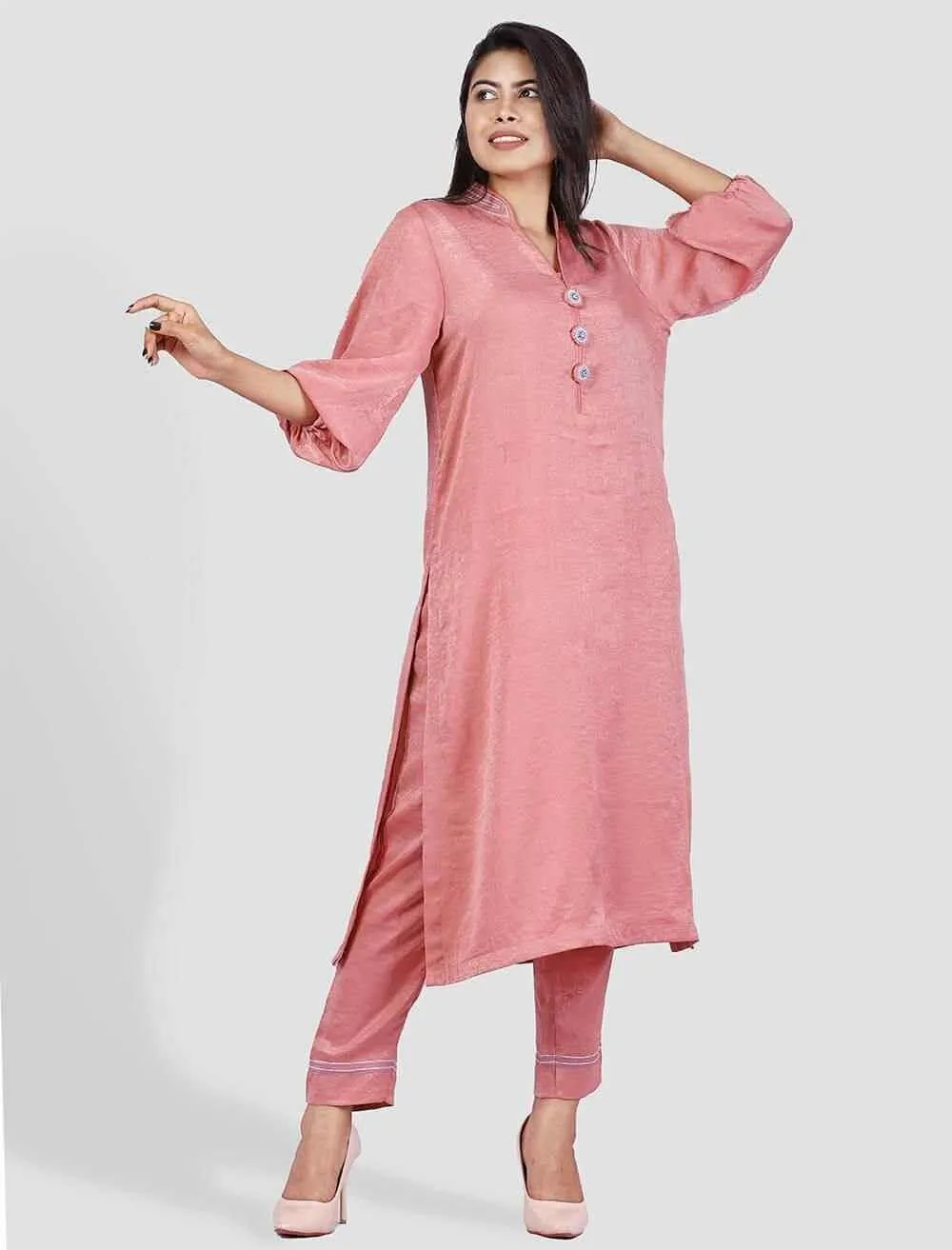 Elegant Kameez With Zardozi Button