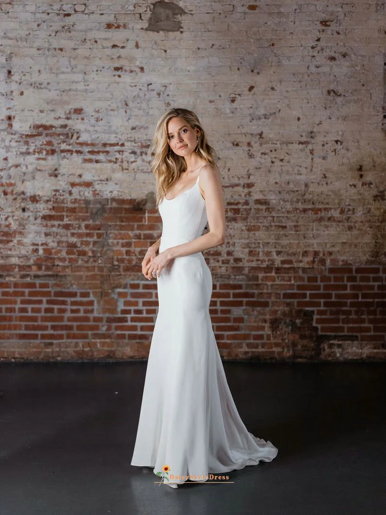 Fitted and Flare Round Neckline Wedding Dress