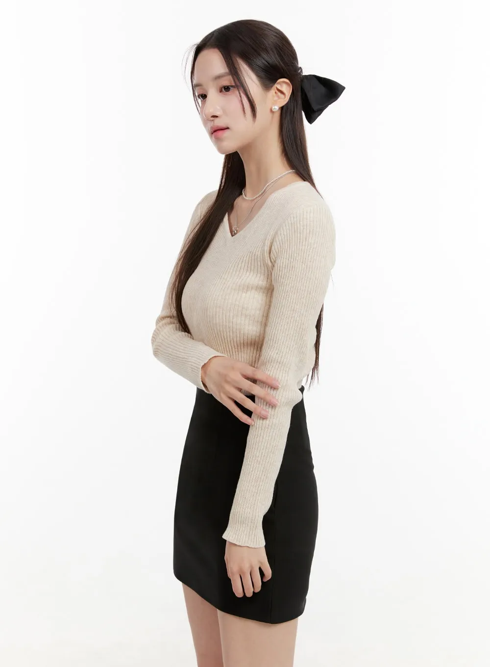 Ribbed Knit V-Neck Long Sleeve Top OG429