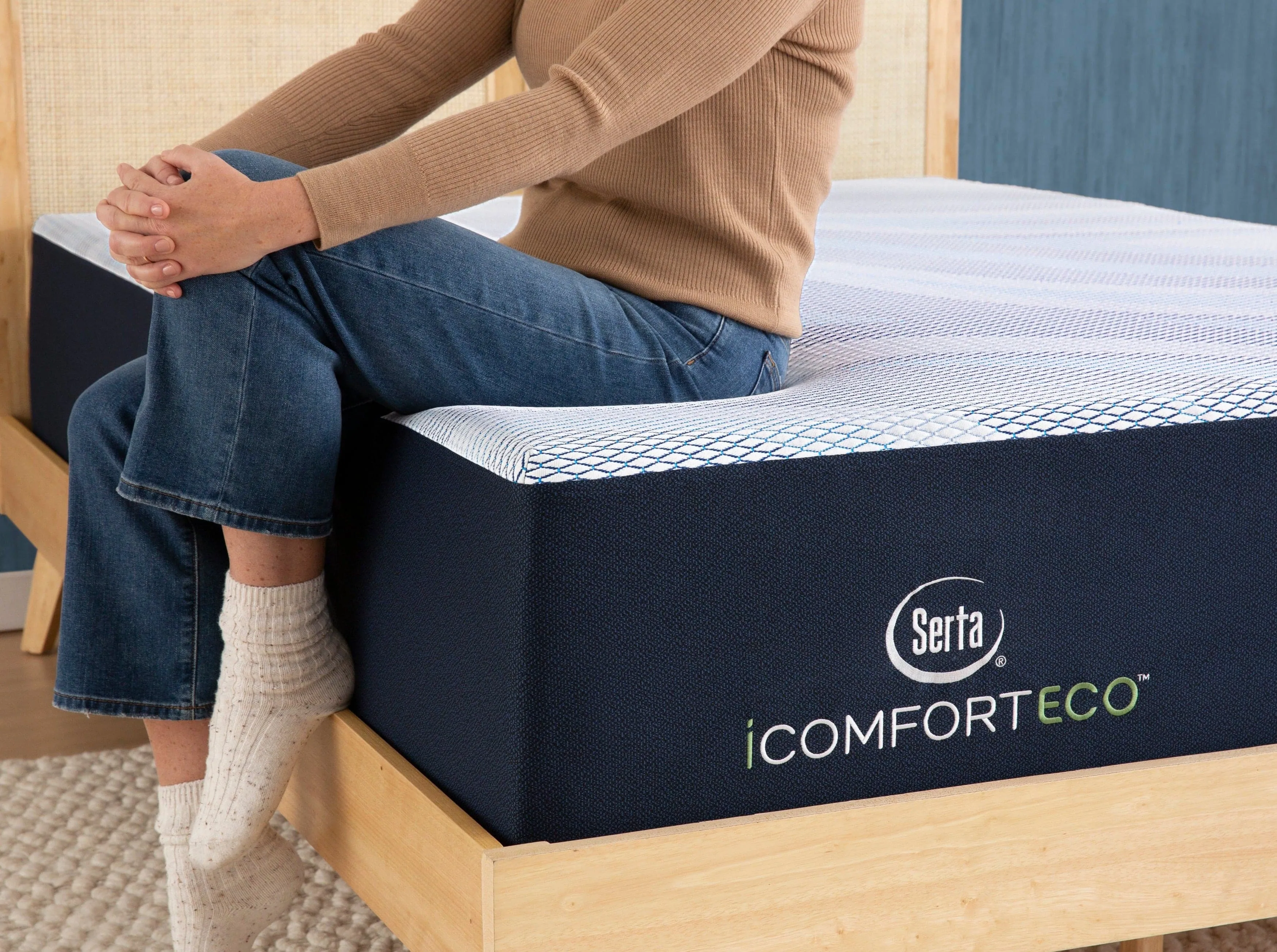 Serta® iComfort ECO F40HD 14.5" Plush Mattress